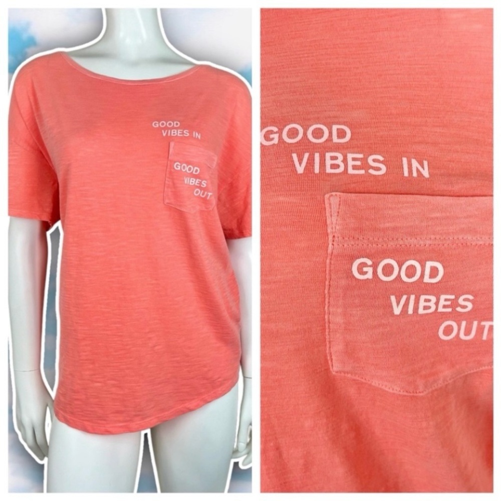 💙 NWT OLD NAVY Good Vibes Pocket Graphic Tee Coral Positivity Boho Hippie Karma